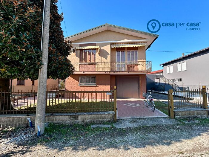 Casa quadrilocale in vendita in Via Ponte dellAsino c, Rovigo