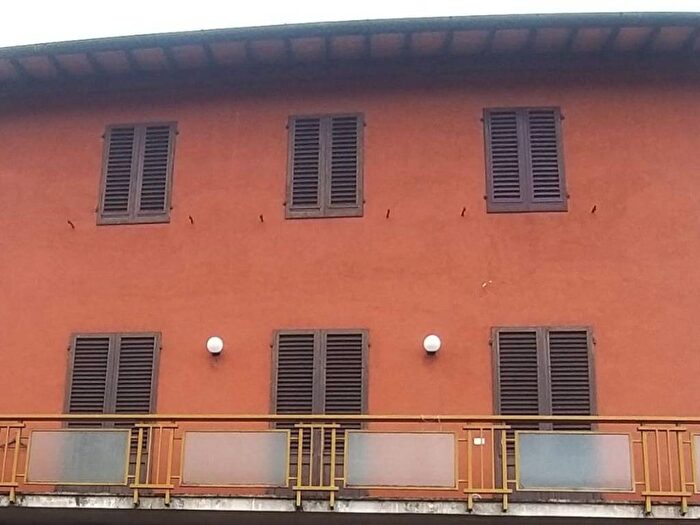 Appartamento con 6 locali in affitto in Tosi, Reggello