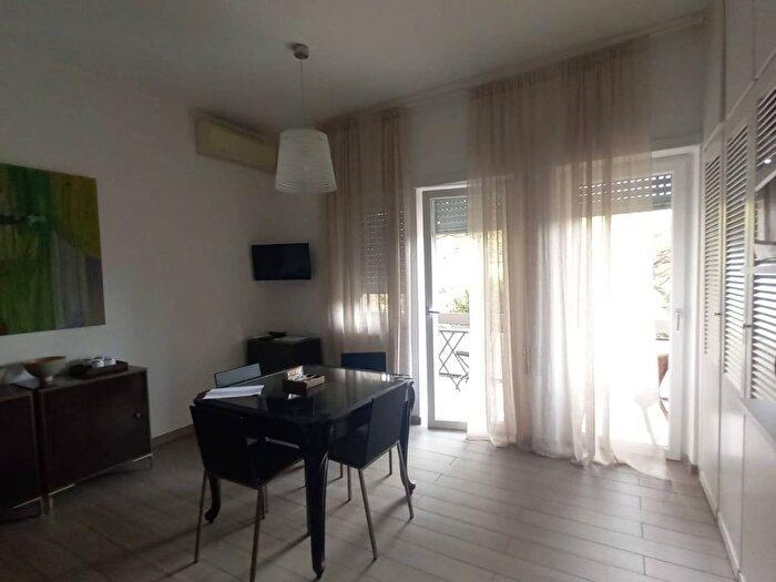 Appartamento bilocale in affitto in Via Aurelia Antica, Pisana Bravetta, Roma