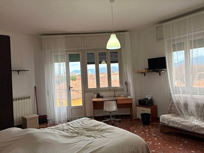 Appartamento quadrilocale in affitto in Porta a Mare, Pisa