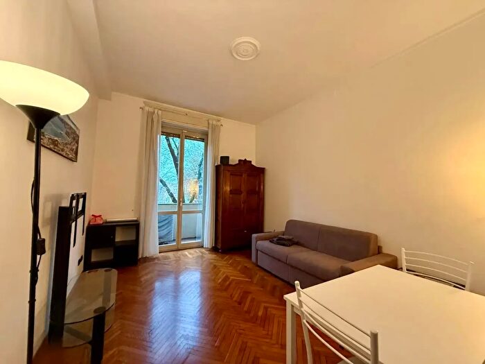 Appartamento trilocale in affitto in Via Mac Mahon, Milano