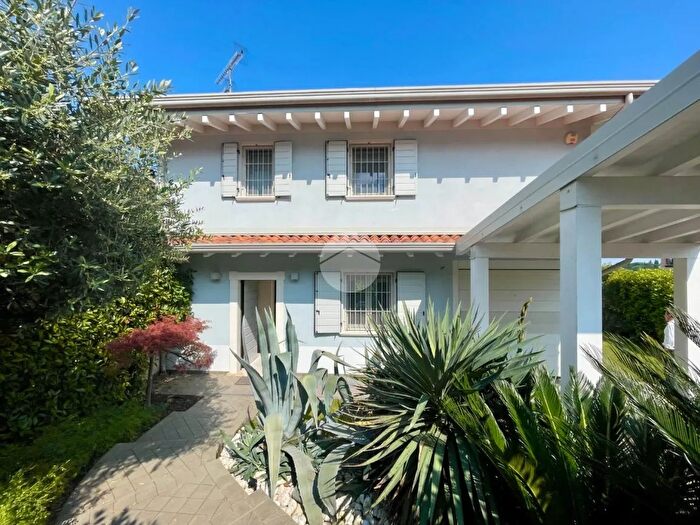 Casa con 5 locali in vendita in Via Don Francesco Mercanti, Polpenazze