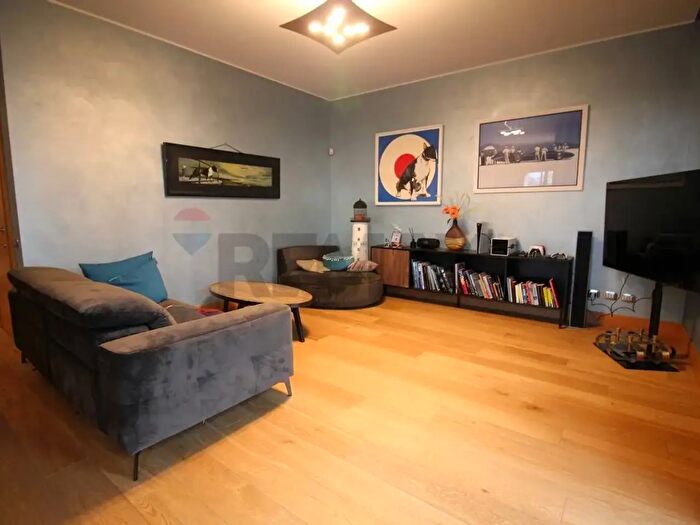 Appartamento bilocale in vendita in Via Paolo Nulli, Como