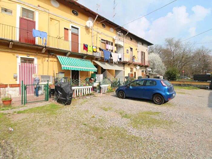 Appartamento bilocale in vendita in Via Grazia Deledda, Rho