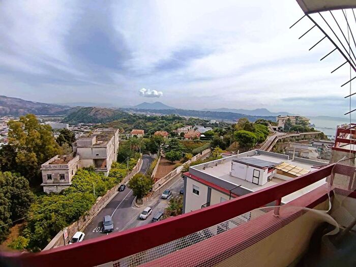 Appartamento bilocale in affitto in via S Gennaro Agnano, Pozzuoli Alta, Pozzuoli