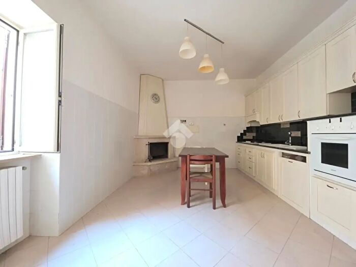 Casa con 9 locali in vendita in Contrada Palmentata, Sant'Agata De' Goti