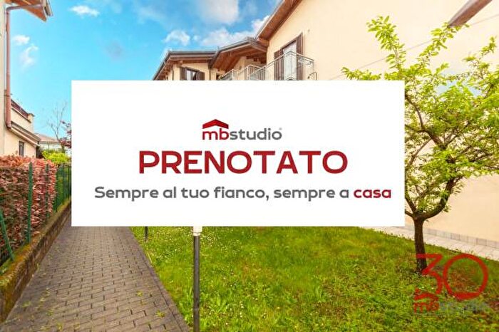 Appartamento bilocale in vendita in Via Giacomo Bianchi, Tradate