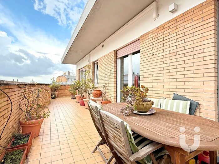 Appartamento trilocale in vendita in Via Aristide Leonori, Roma