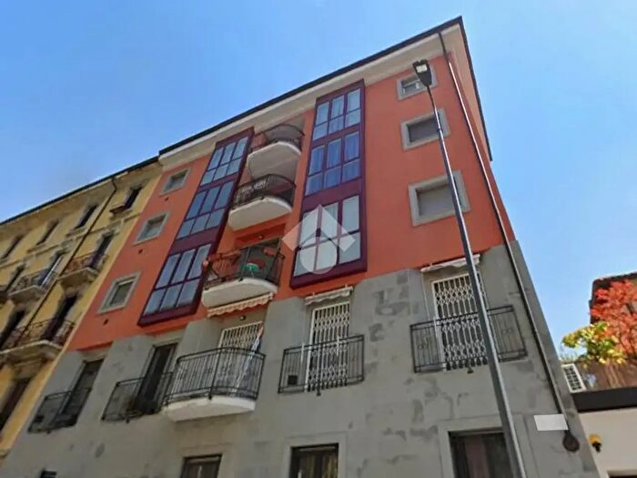 Appartamento bilocale in affitto in Via Termopili, Milano