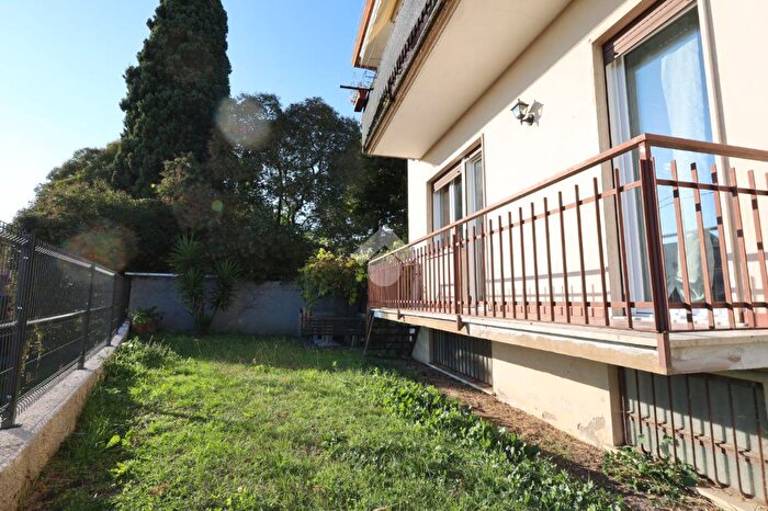 Appartamento trilocale in vendita in Via Trieste, Breganze