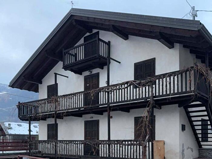 Appartamento trilocale in affitto in Strada Regionale, AnteySaintAndrè