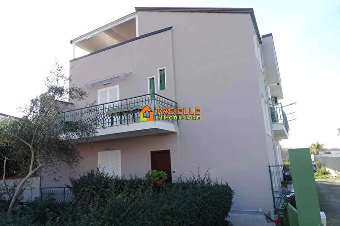 Casa con 5 locali in vendita in Via Camaldoli Scisciano Na, Scisciano