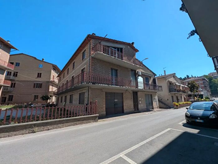 Appartamento quadrilocale in vendita in Via G Matteotti, Deruta