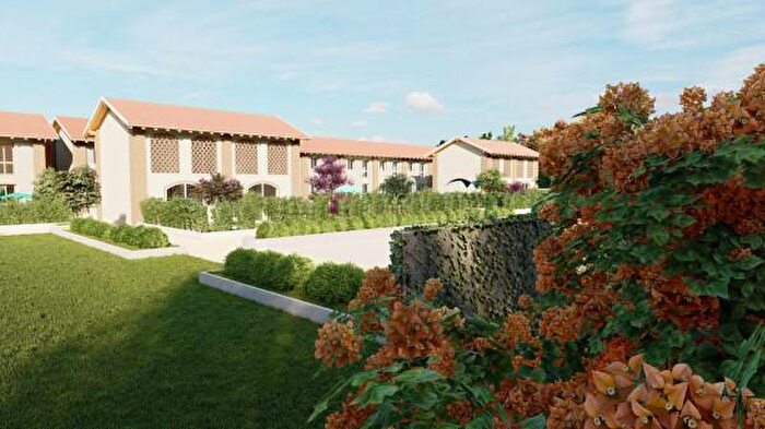 Casa quadrilocale in vendita in Via della Tovaiera, Lodi