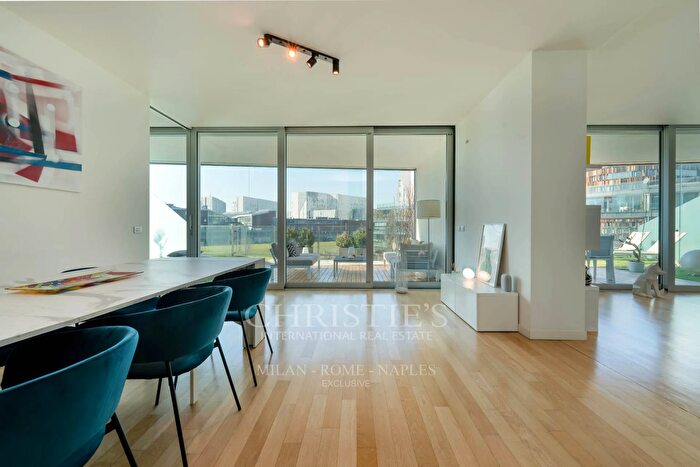 Appartamento quadrilocale in vendita in Via Roggia Bartolomea, Assago