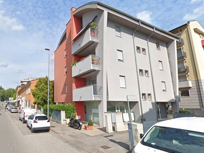 Appartamento bilocale in affitto in Via Albere, Stadio, Verona