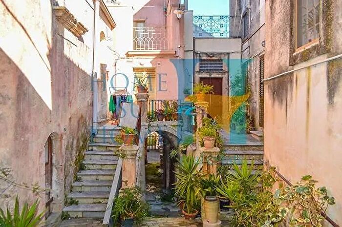 Casa in vendita in Palazzolo Acreide, Noto