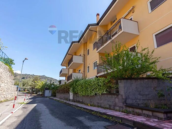 Appartamento bilocale in vendita in Via delle Fornaci, Giardini Naxos