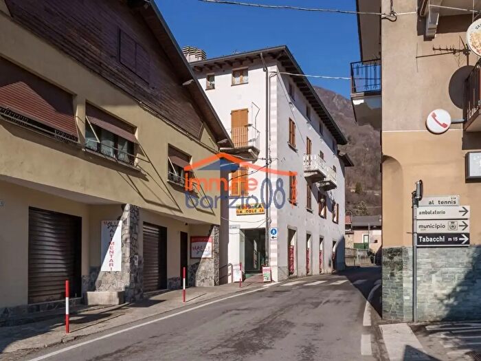 Case in Vendita e in Affitto - 2