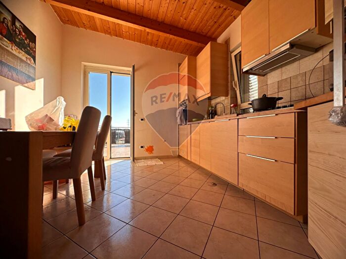 Appartamento quadrilocale in vendita in Marano Di Napoli