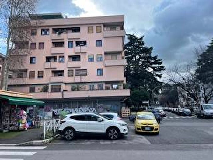 Appartamento bilocale in affitto in Via delle Montagne Rocciose, Eur, Roma