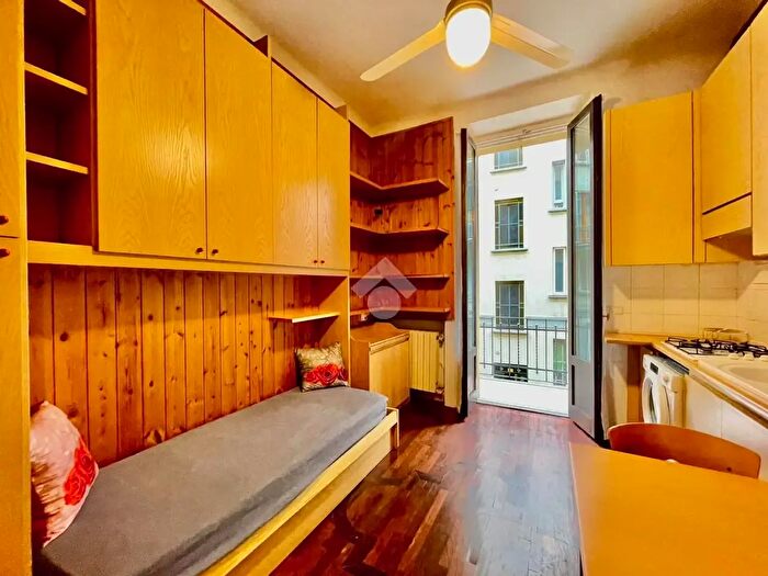 Appartamento bilocale in affitto in Via Giulio Carcano, Milano