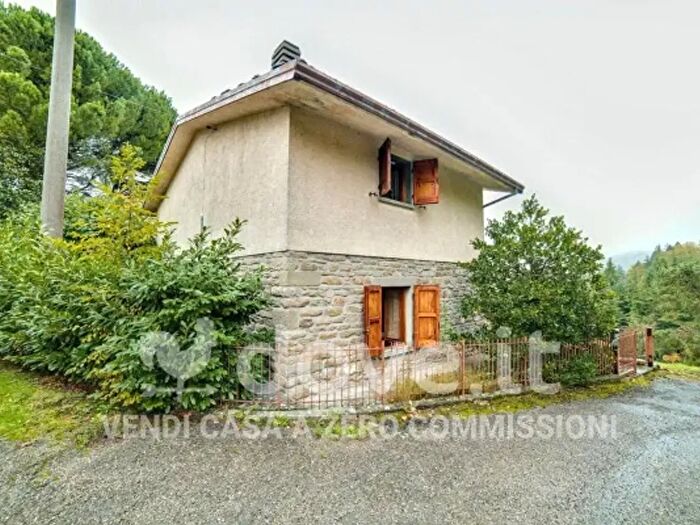 Casa quadrilocale in vendita in Via Campiera, Castel Del Rio