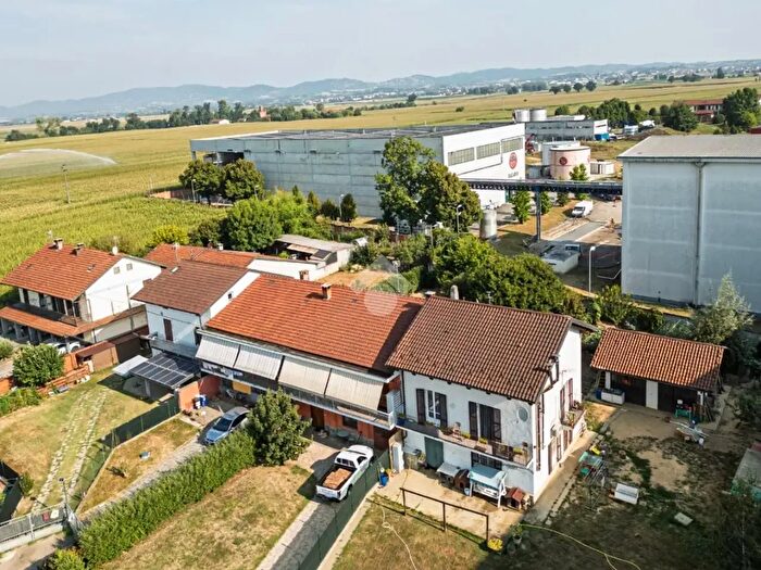 Casa con 5 locali in vendita in Strada Fortemaggiore, Chieri