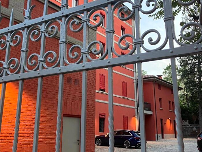 Appartamento bilocale in affitto in Via Castiglione, Colli Castiglione, Bologna