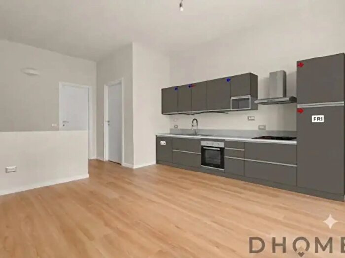 Appartamento trilocale in vendita in Via Privata Flumendosa, Milano