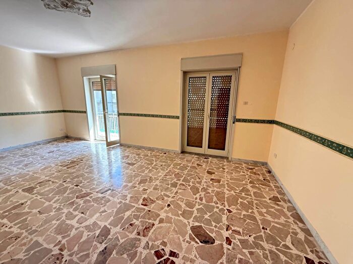 Appartamento con 5 locali in vendita in Siracusa