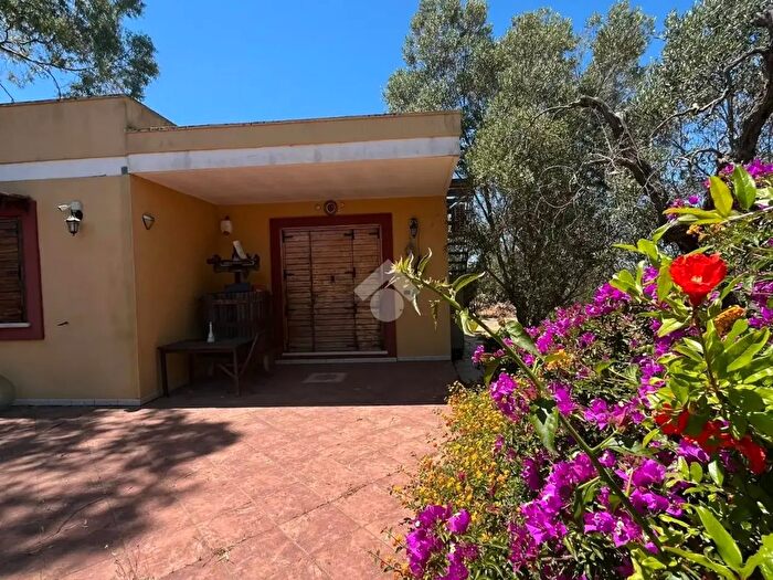 Casa bilocale in vendita in Via Sp, Alezio