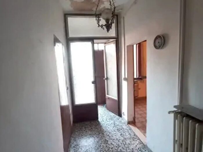 Casa con 5 locali in vendita in Boretto