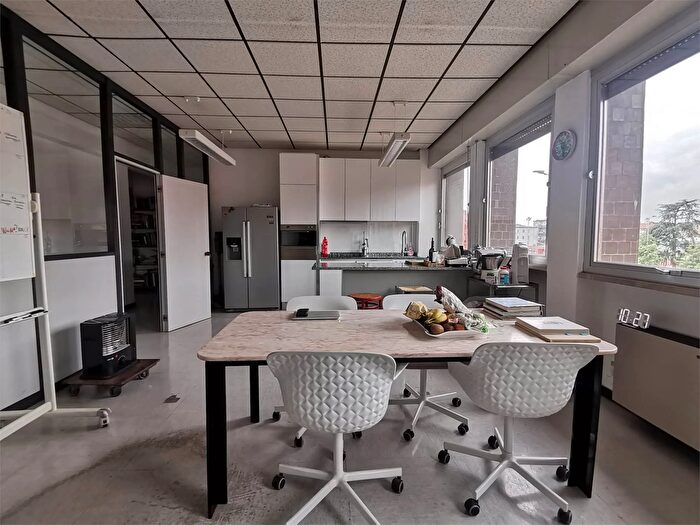 Appartamento in vendita in Rozzano Via Monviso, Rozzano