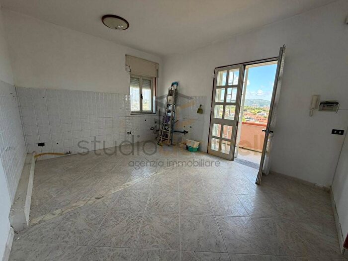 Appartamento trilocale in affitto in Via San Nullo, Licola Paese, Giugliano in Campania
