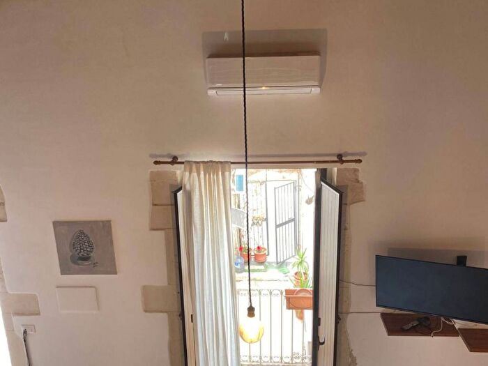 Appartamento bilocale in affitto in Via Arizzi, Ortigia, Siracusa