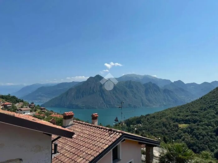 Casa con 5 locali in vendita in Via Cappellania, Fonteno
