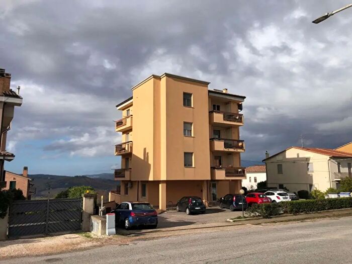 Appartamento bilocale in vendita in Via del Broglino, Todi