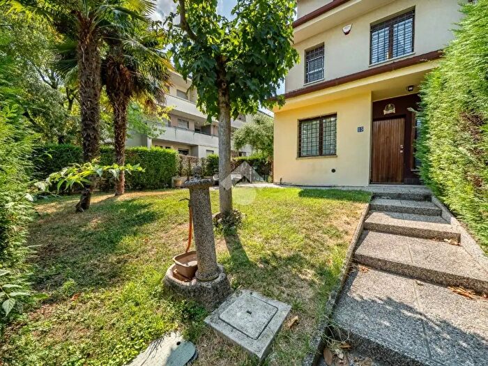 Casa quadrilocale in vendita in Via Palmiro Togliatti, Formigine