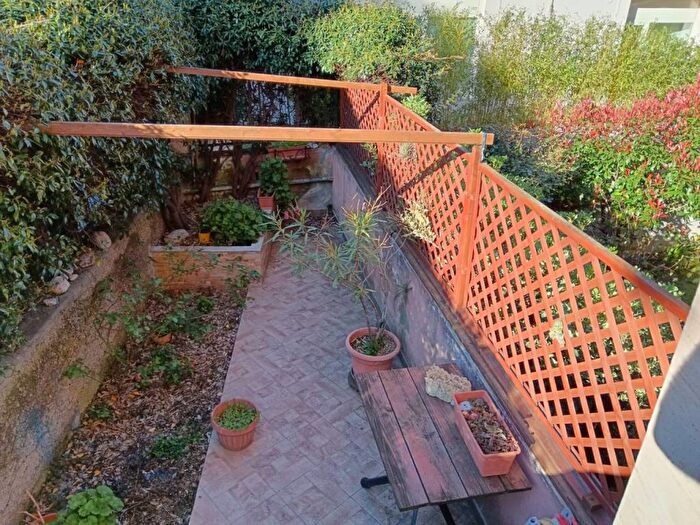 Appartamento trilocale in affitto in Via Giovanni Amendola, Albaro, Genova