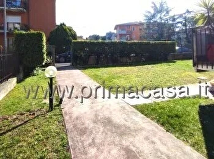 Appartamento trilocale in vendita in Via Angiolieri, Castel DAzzano