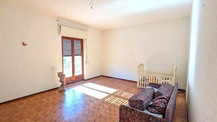 Appartamento quadrilocale in vendita in Via Ettore Maiorana SNC, Aci Catena