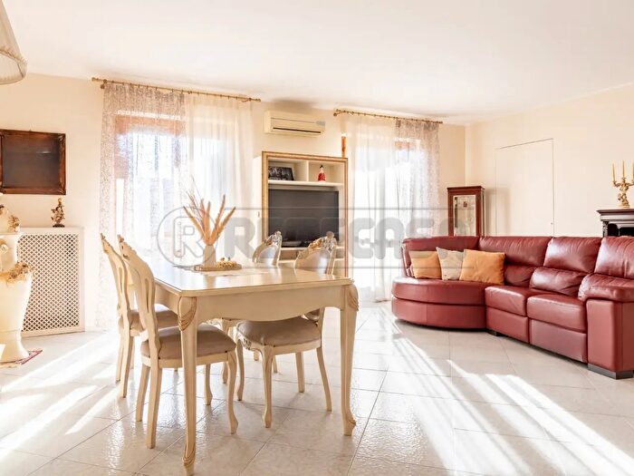 Appartamento trilocale in vendita in Via Nicola Consiglio d, Bisceglie