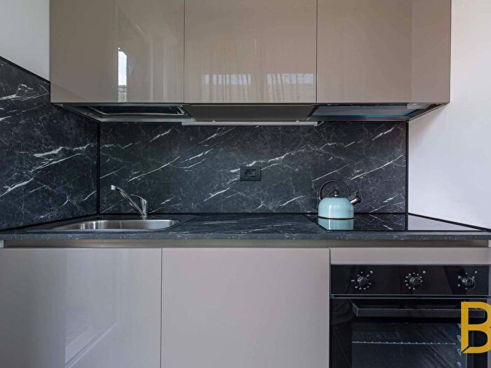 Appartamento bilocale in affitto in Viale Carlo Troya, Piazza Napoli, Milano