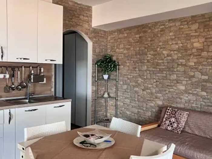 Appartamento bilocale in vendita in Lungomare Acqualadroni, Messina