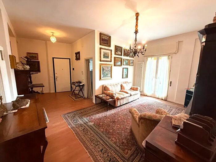 Appartamento trilocale in vendita in Via Pontevigodarzere, Padova