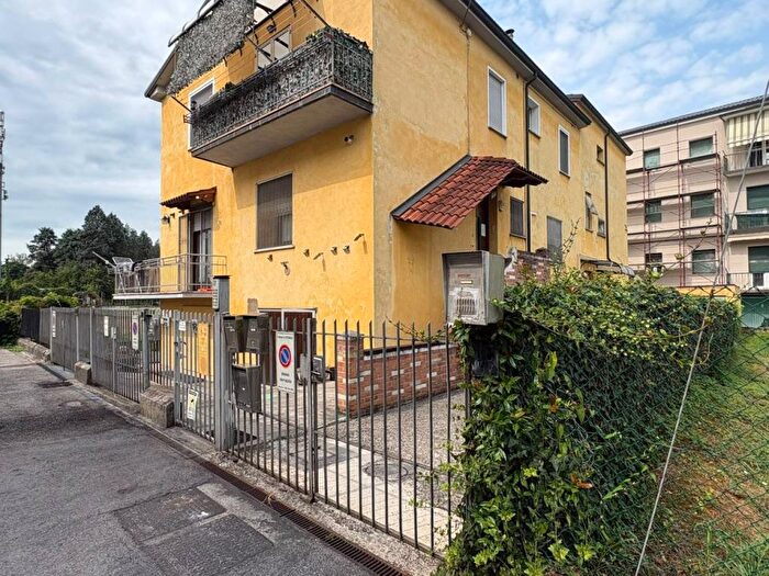 Appartamento trilocale in affitto in Via Brenta, Viale Trieste Villaggio dei Fiori, Vicenza