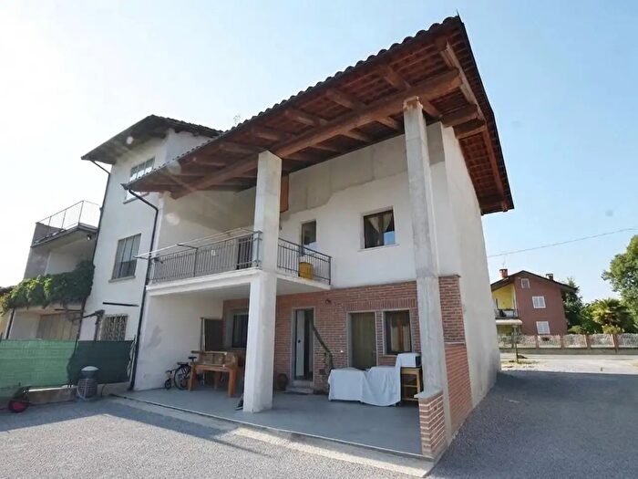 Casa con 5 locali in vendita in Strada di Rifreddo, Mondovi'