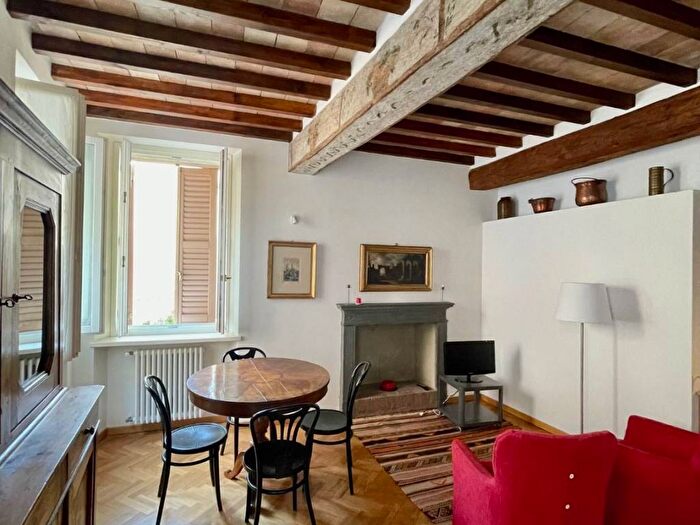 Appartamento bilocale in affitto in Borgo Bruno Longhi, Centro Storico, Parma