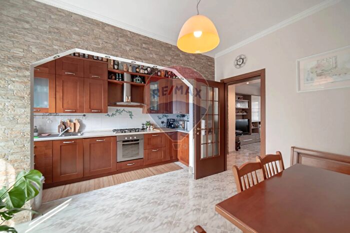 Appartamento trilocale in vendita in Via Giovanni XXIII, Landriano